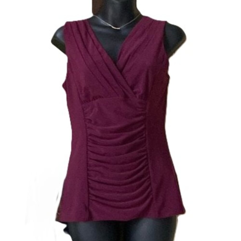 WHBM Fitted V-Neck Sleeveless Top | XS | Burgundy